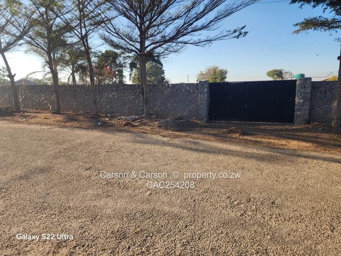 2000m² Waterfalls Stand — Tarred Main Road, Walled Plot