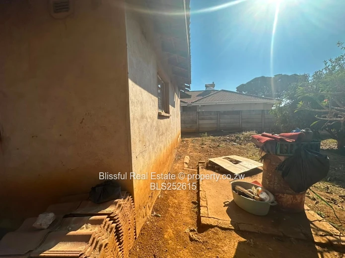 2-bedroom cottage for sale in belvedere west