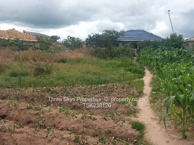 Elizabeth Park Stand For Sale 740Sqm