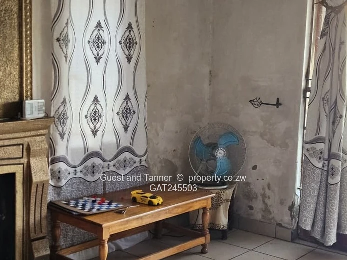 Zengeza 4 Extension - Six Bedroom House for Sale