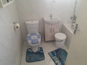 2 Bedroom Garden Flat