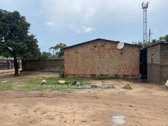 Corner Core House For Sale In Zengeza 3