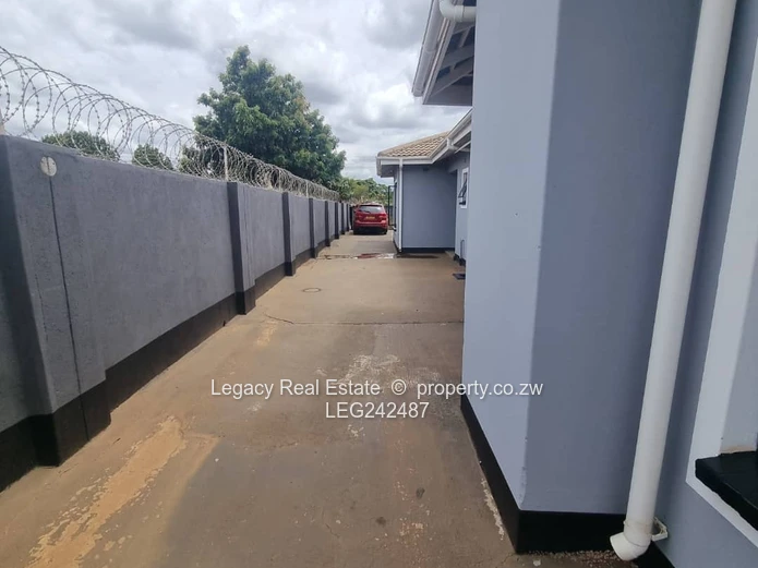 Elegant Belvedere West Property with Income-Generating Cottage