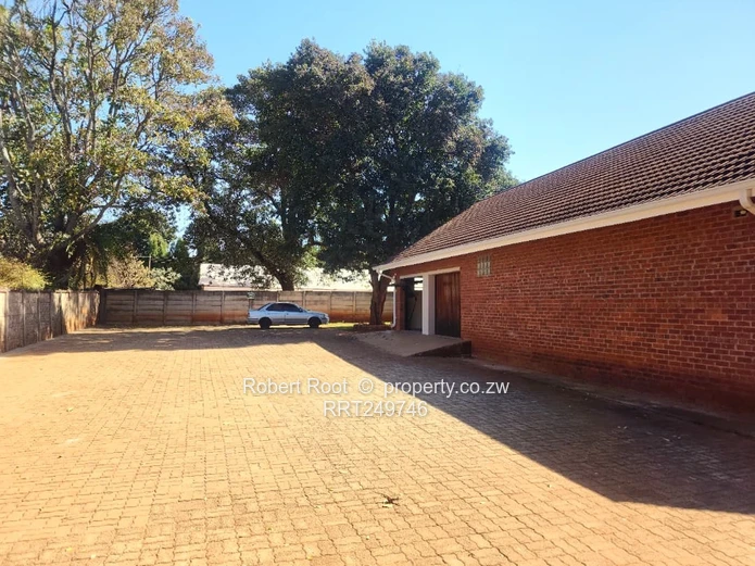 Prime Commercial Space for Rent In Greendale