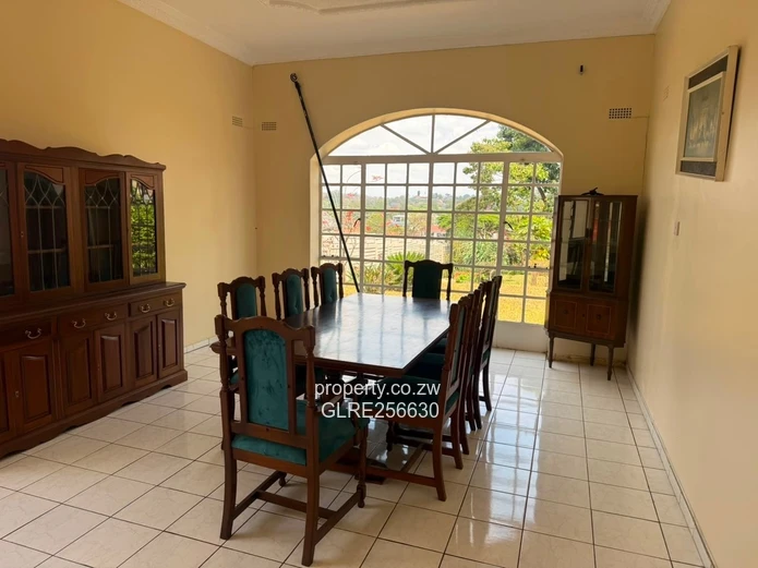 Elegant Double-Storey 5-Bed in Borrowdale, Borehole