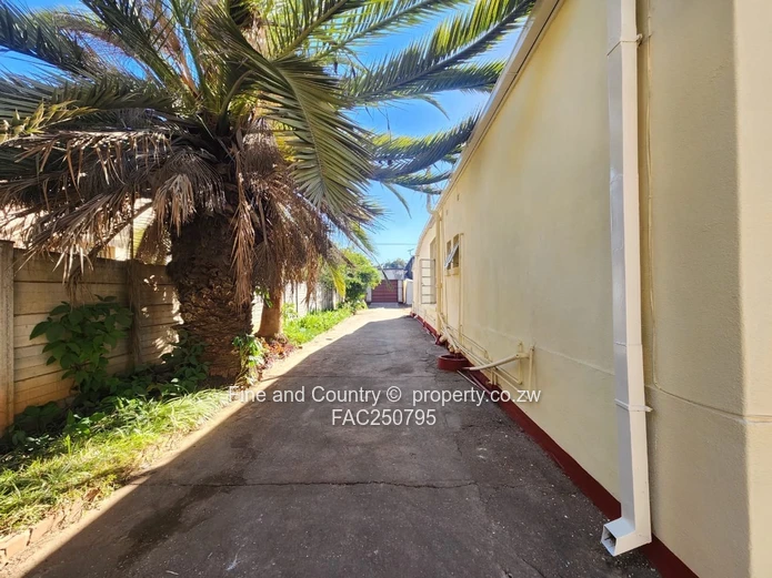 Commercial Townhouse For Sale – Bulawayo Cbd 