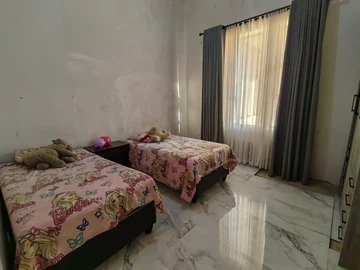 7 Bedroom Townhouse Complex