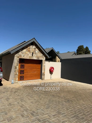 4bed (all en-suite) house in Mount pleasant 