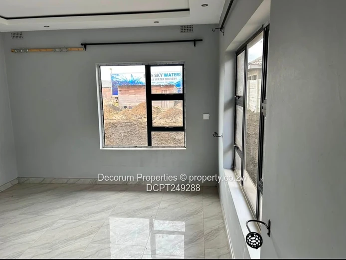 ?? *Rainham House for Sale – US$70,000*