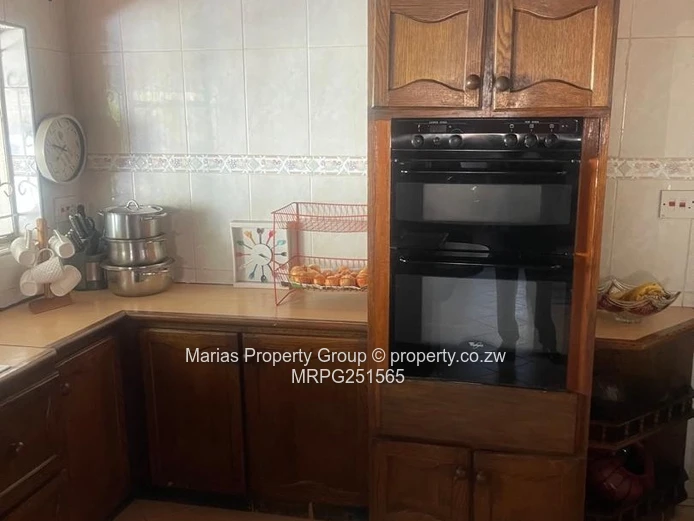 Alexandra Park Double Storey Furnished Home with Pool & Garden