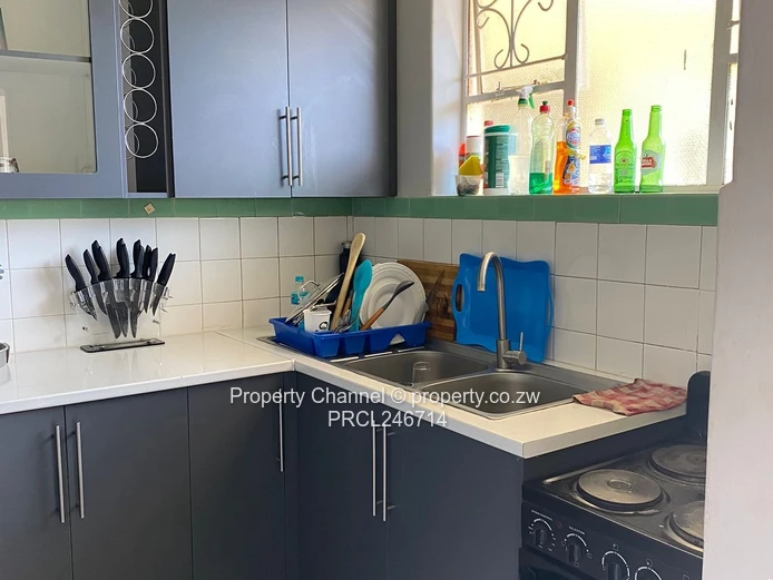 Modern 1-Bedroom Apartment To Let – Avenues