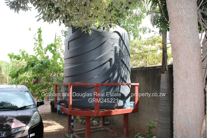 New Cranborne house for sale by private treaty