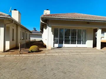 12 Unit Townhouse Complex