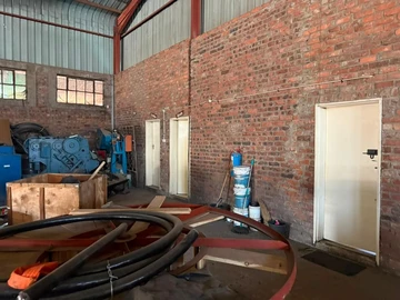 Warehouse & Factory