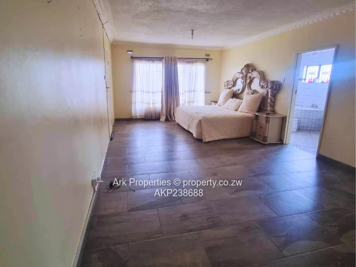 Luxury 5 Bedroomed House With Cottage For Sale In Belvedere West