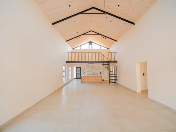 Delightful New Complex 