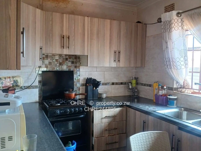 Crowhill House To Let