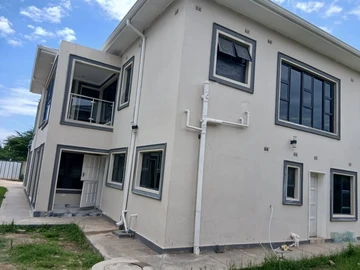 5 Bedroom Townhouse Complex