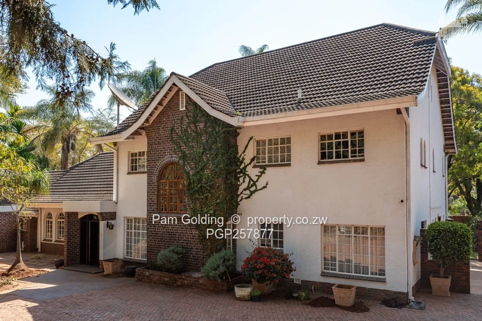 Character Double Storey Family Home!!!!!