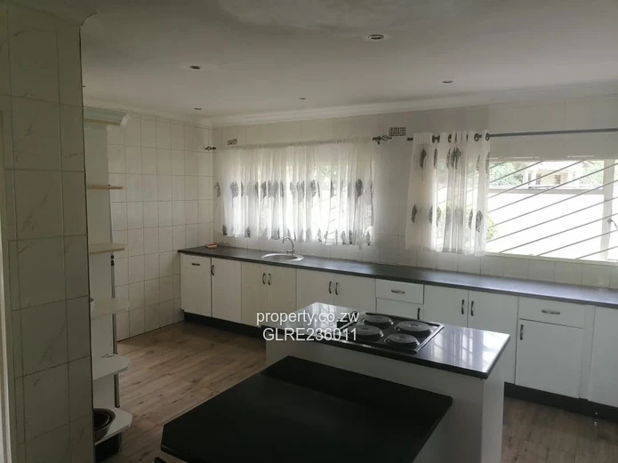 Fully Furnished Highland Haven To Let 