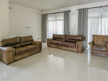 3 Bedroom Townhouse Complex