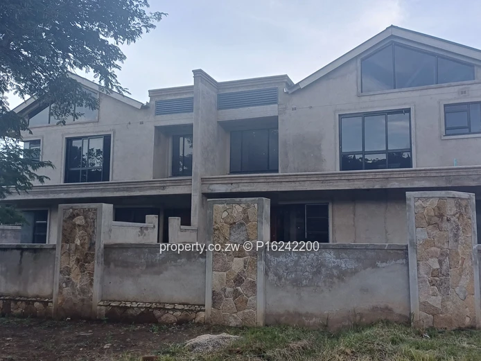 4 Beds, Double Storey Apartment (Sole Mandate)