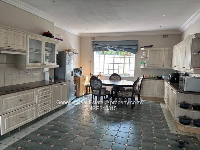 Elegant double story in Kambanji for sale