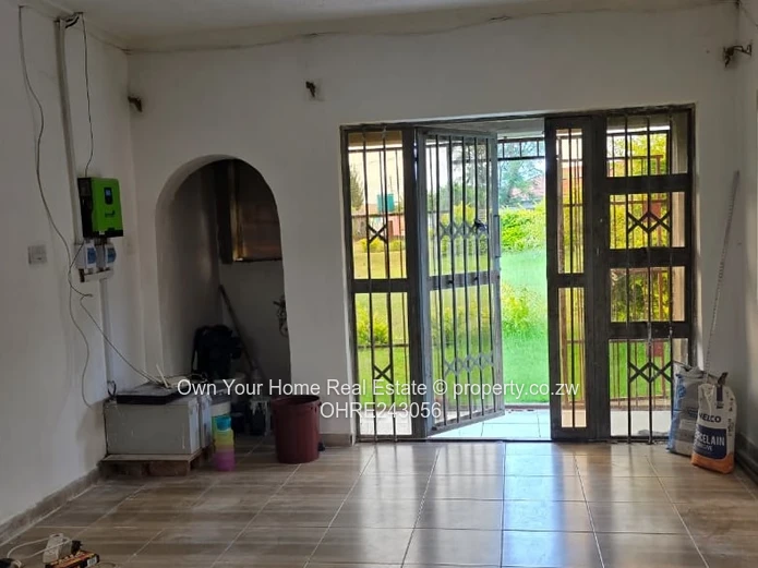 Westgate Sandton phase two .65k: Neat cottage