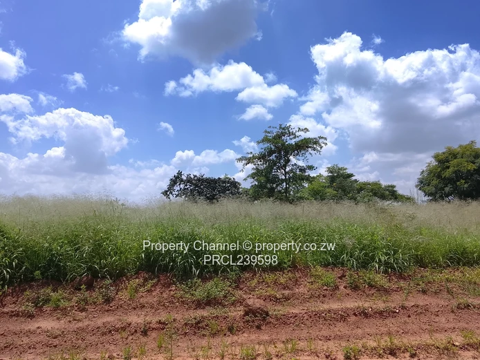 474m² Stand  – Rock Ridge, Lake Chivero