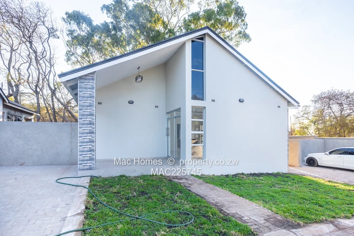 Captivating 3-Bedroom Townhouse for Sale in Emerald Hill (Sole Mandate)